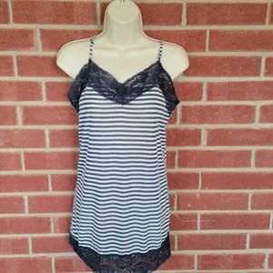 471 Vanity brand top